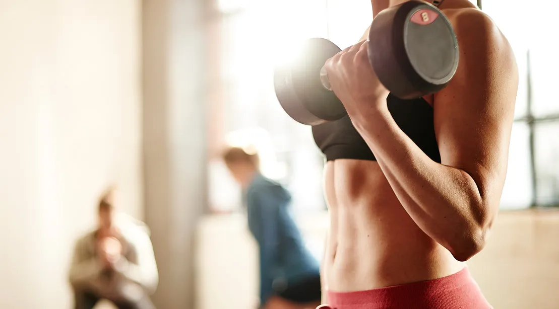30 DAYS TO FITNESS: A COMPREHENSIVE GUIDE TO TRANSFORMING YOUR BODY